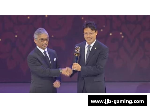 王康:从草根到巅峰,足球征途 王康:从草根到巅峰,足球征途